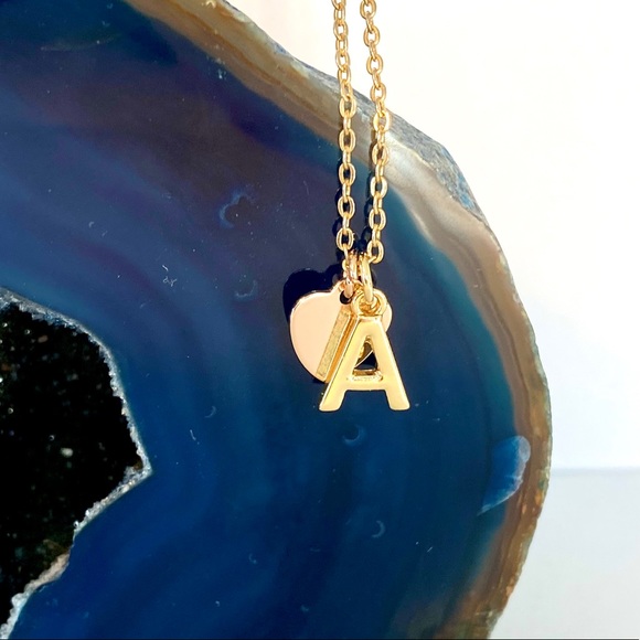 gold initial and heart charm necklace - Picture 2 of 3